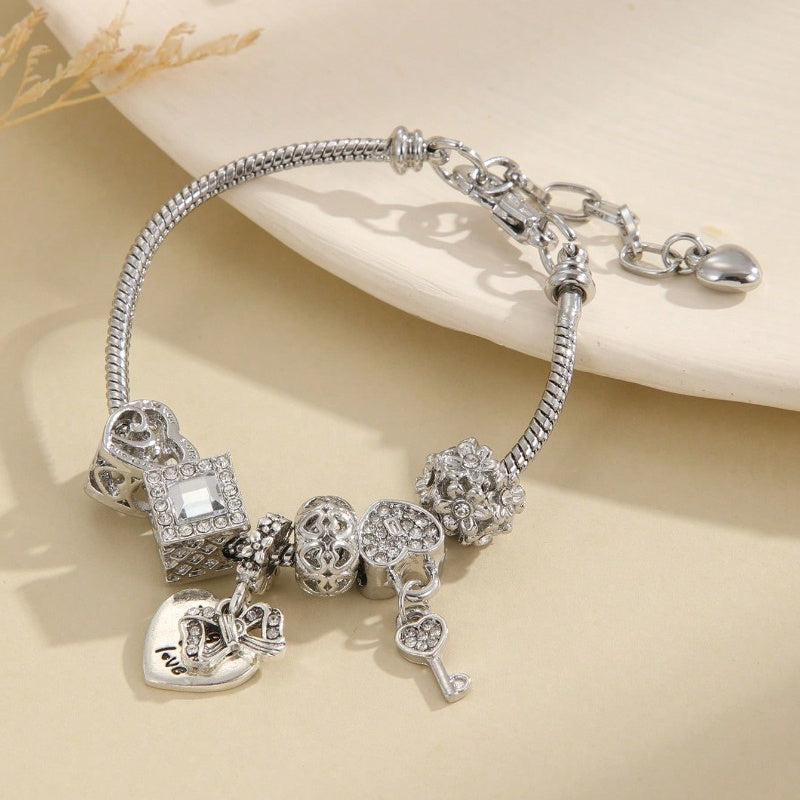 « LS-SHOP ✨ Bracelet Femme Cœur & Clé en Acier Inoxydable – Strass Éblouissants, Bijou Chic Quotidien | Idée Cadeau Fête des Mères ou Look Casual | ls-shop-bracelet-femme »