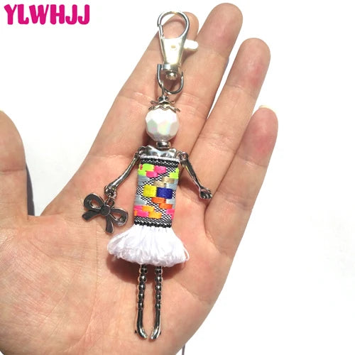 "Porte-clés poupée fait main – YL, charm mignon pour femmes, voiture, sac à main, bijou tendance" ✅