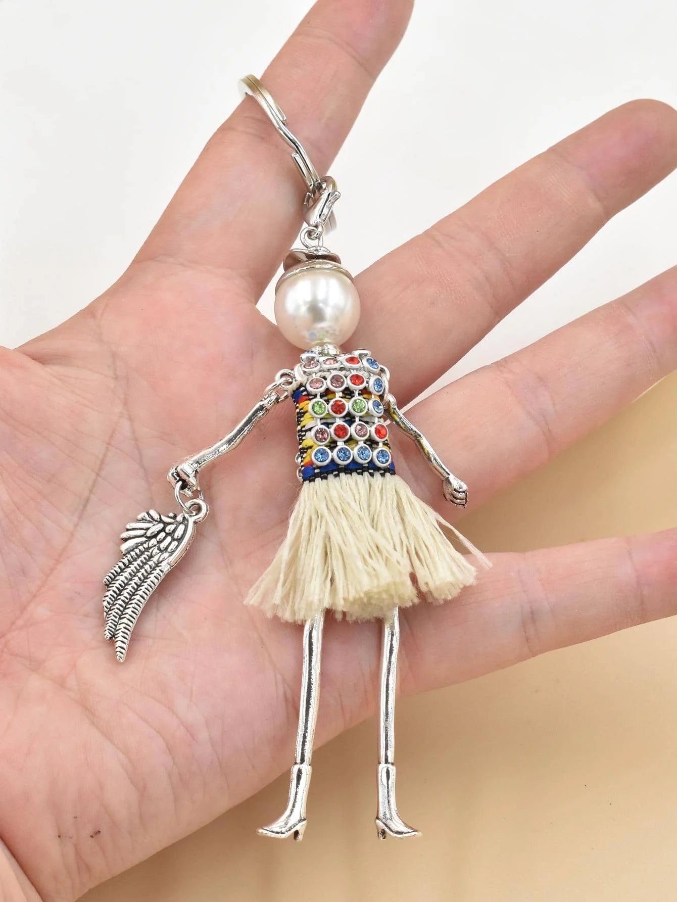 "Porte-clés poupée fait main – YL, charm mignon pour femmes, voiture, sac à main, bijou tendance" ✅
