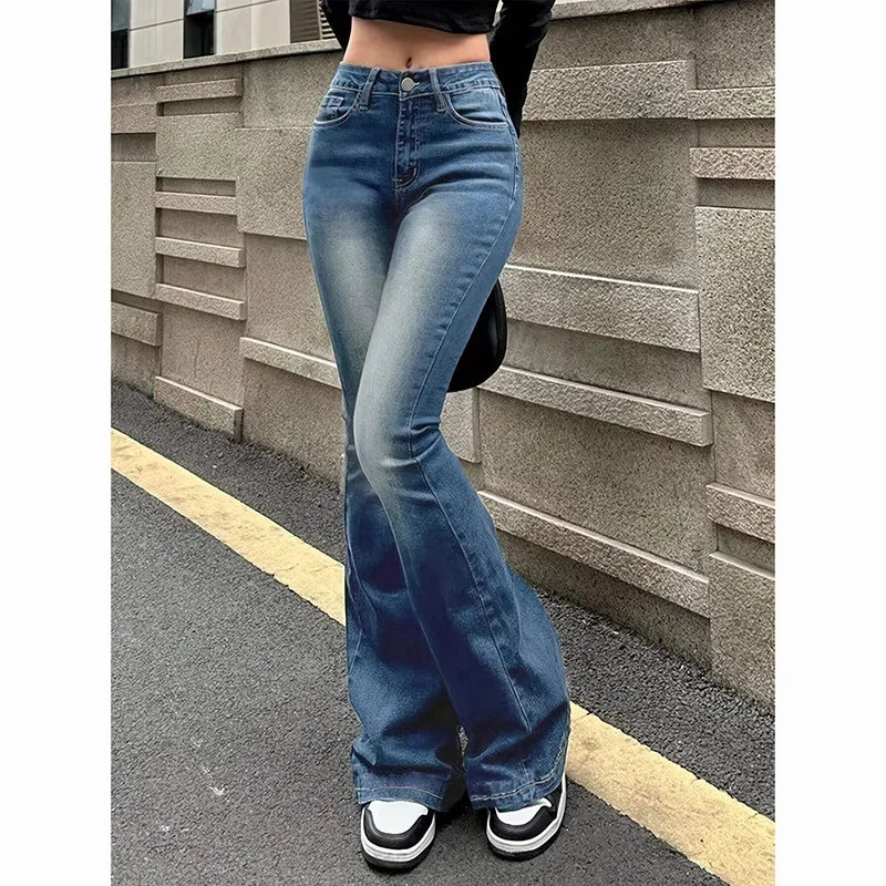 Jean Femme Taille Haute – Bootcut et Évasé