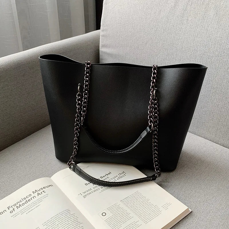 Sac à bandoulière en PU cuir style luxe pour femmes – Grand sac à main avec chaîne, grande capacité, idéal voyage et shopping