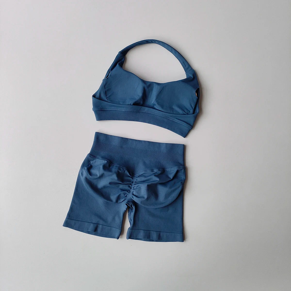 2 Pieces Yoga Suit – Ensemble Brassière & Short Seamless