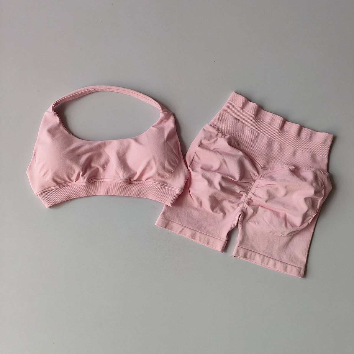 2 Pieces Yoga Suit – Ensemble Brassière & Short Seamless