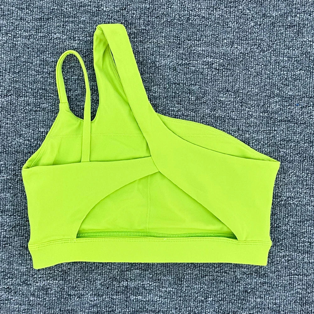 Sexy Sports Bra – Bretelle Diagonale & Maintien Élégant