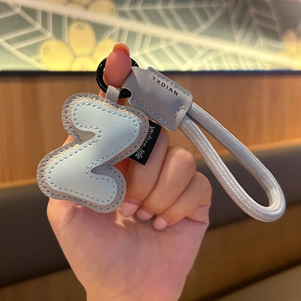 ✨ Porte-Clés en Cuir Tressé avec Initiale | Bijou de Sac, Bracelet et Accessoire pour Femme & Homme ✨