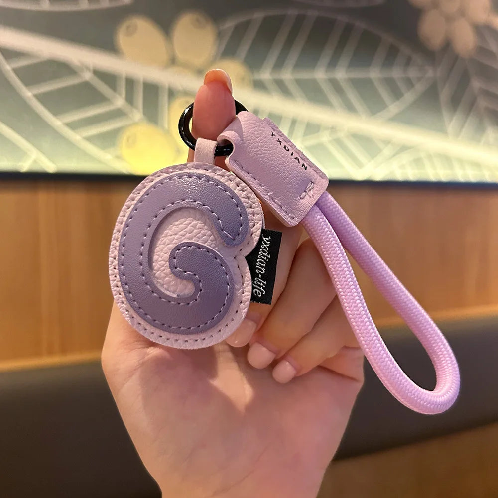 ✨ Porte-Clés en Cuir Tressé avec Initiale | Bijou de Sac, Bracelet et Accessoire pour Femme & Homme ✨