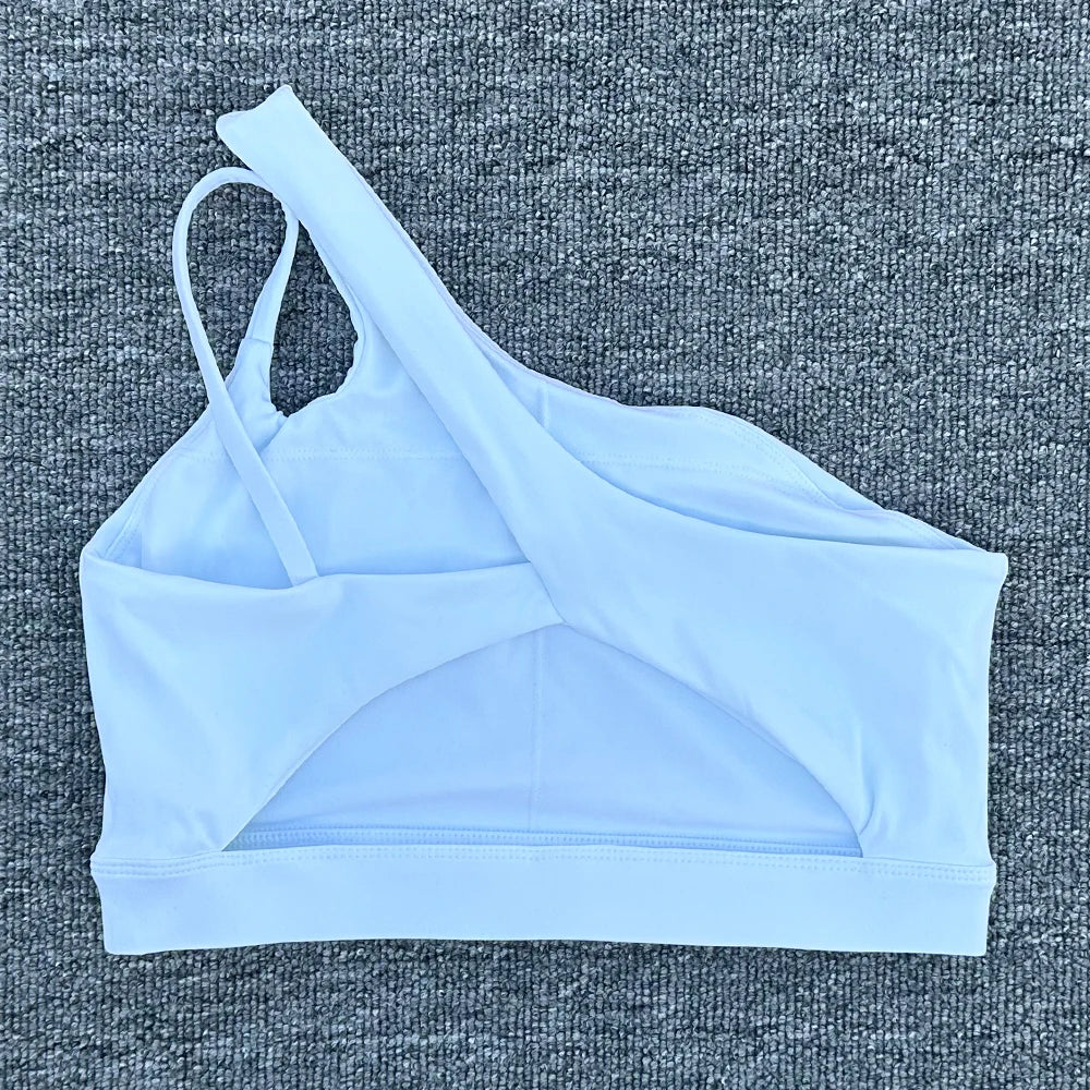 Sexy Sports Bra – Bretelle Diagonale & Maintien Élégant