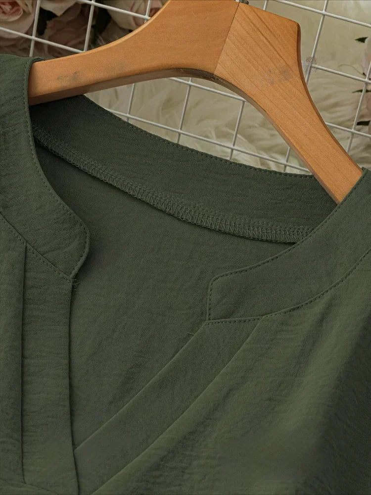 "T-shirt femme grande taille – manches longues, loose, col montant, col V, polyester, casual et fashion 2025" ✅