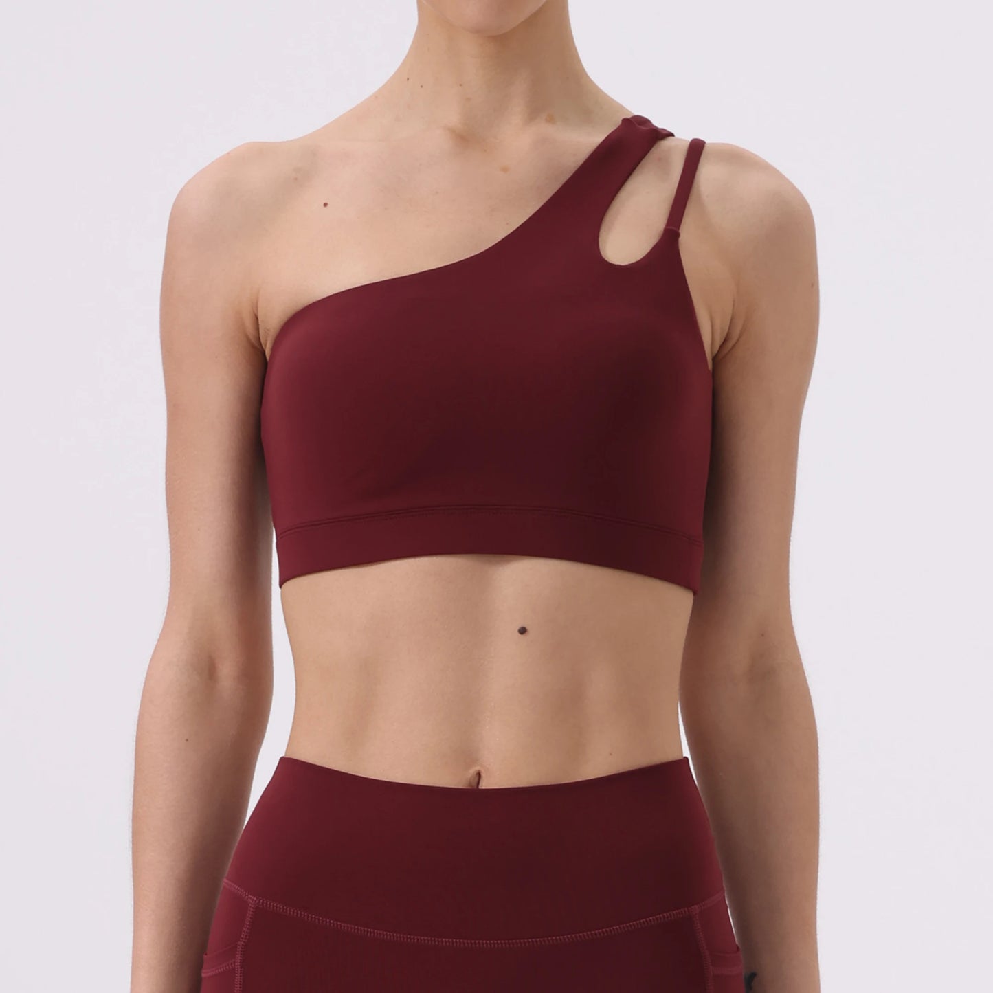 Sexy Sports Bra – Bretelle Diagonale & Maintien Élégant