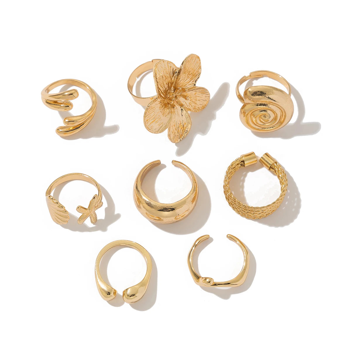 Lot de 8 Bagues Vintage Fleur – Femme Apportez une touche élégante et originale à vos tenues avec ce lot de 8 bagues vintage.