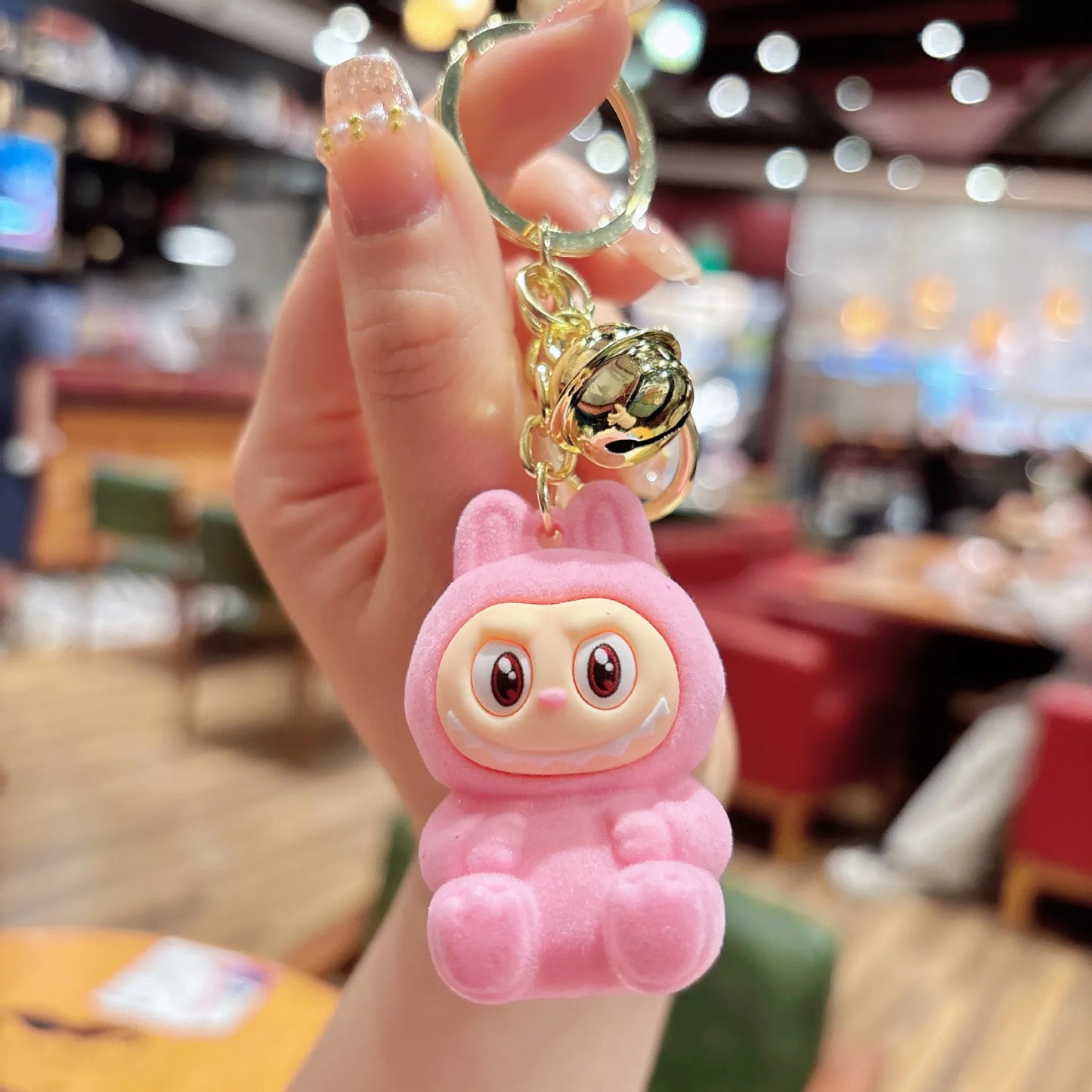 Labbubu Porte-clés en tissu velours – Pendentif mignon style boîte surprise, poupée populaire sur Internet, accessoire pour sac d’étudiant