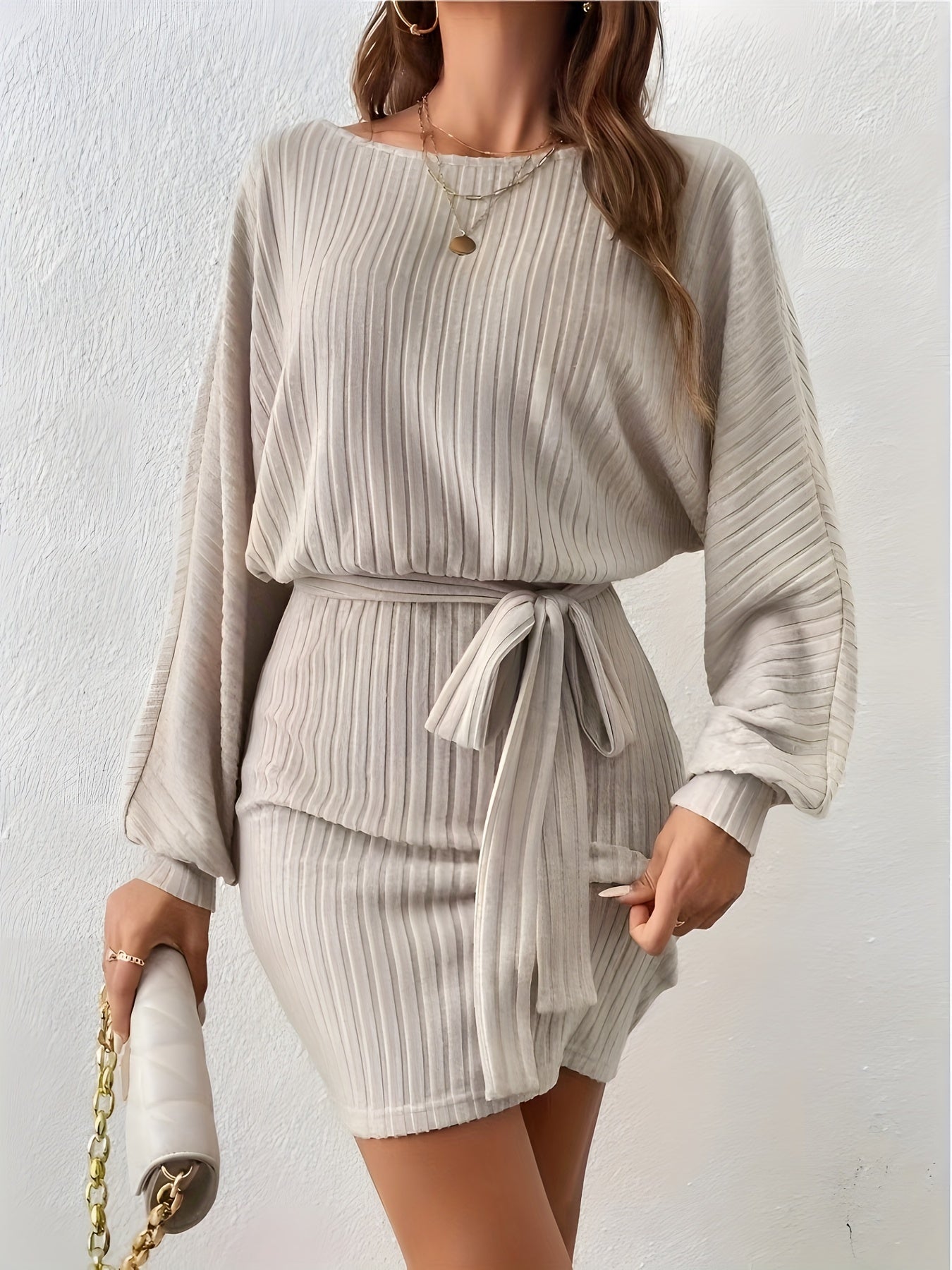 LS SHOP – Robe Pull Décontractée à Col Rond avec Taille Cintrée et Manches Longues